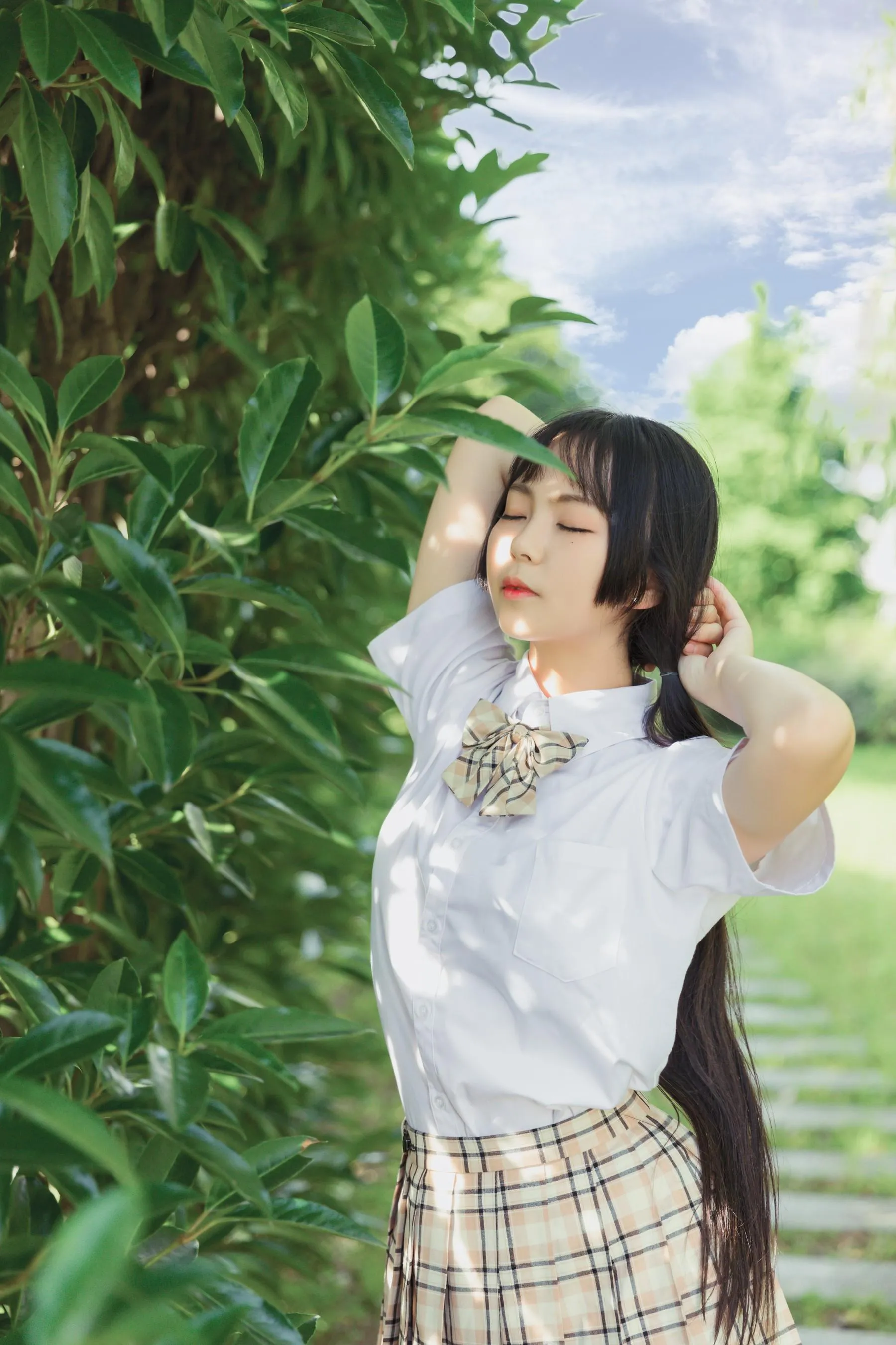 [YITUYU艺图语]2022.08.11 毕业季 阡墨红尘 [31P]插图2